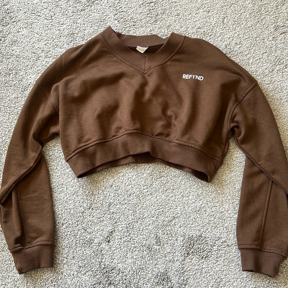 Refynd Cropped Sweater